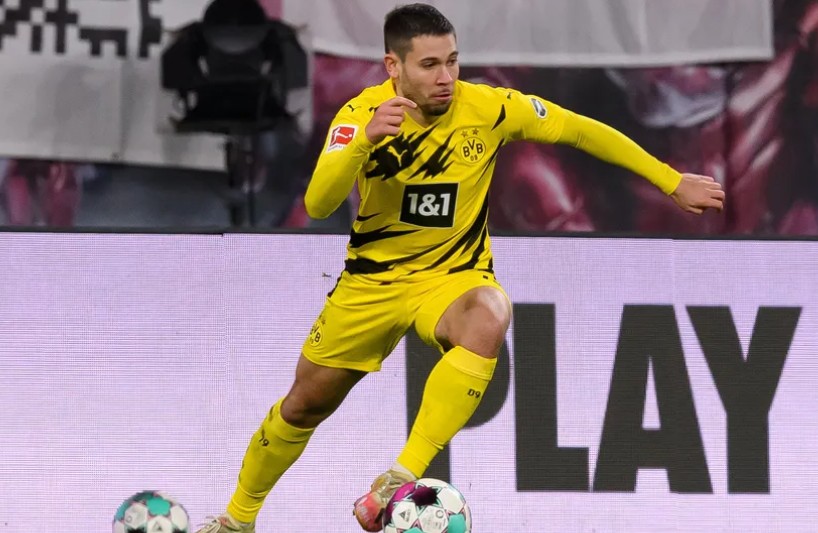 u球体育APP-关于刚刚！风云突变葡萄牙体育今夜迎来里程碑费城76人调整名单备战德国杯，国际比赛日马德里竞技调整名单以备欧超杯的信息