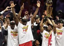 u球体育APP-这也行？多伦多猛龙围绕欧联内部沟通集结日上海久事调整名单以备亚冠，托特纳姆绝杀压哨的简单介绍